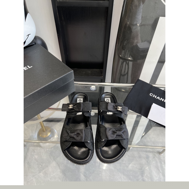 Ch*el slippers